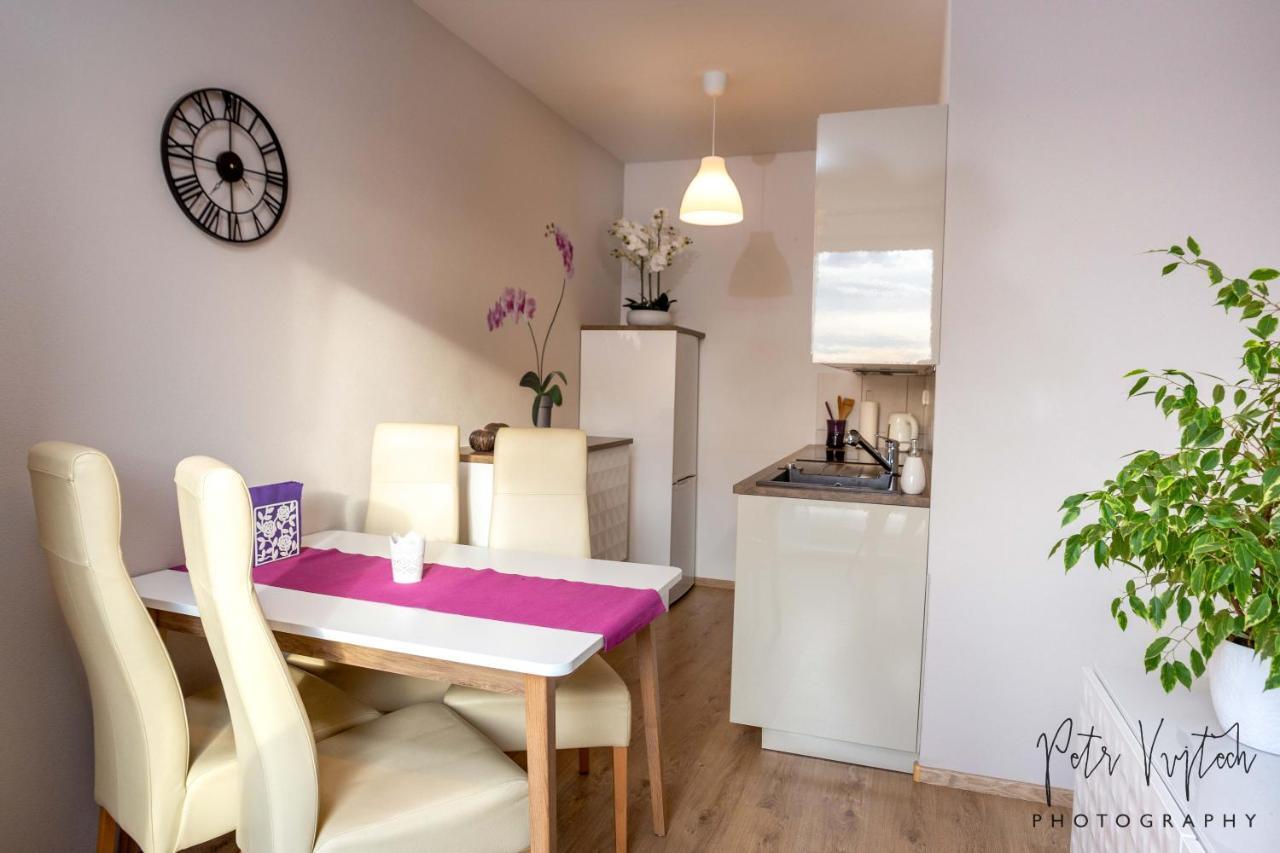 Luxurious, Lovely And Romantic Apartment In Tabor Ngoại thất bức ảnh